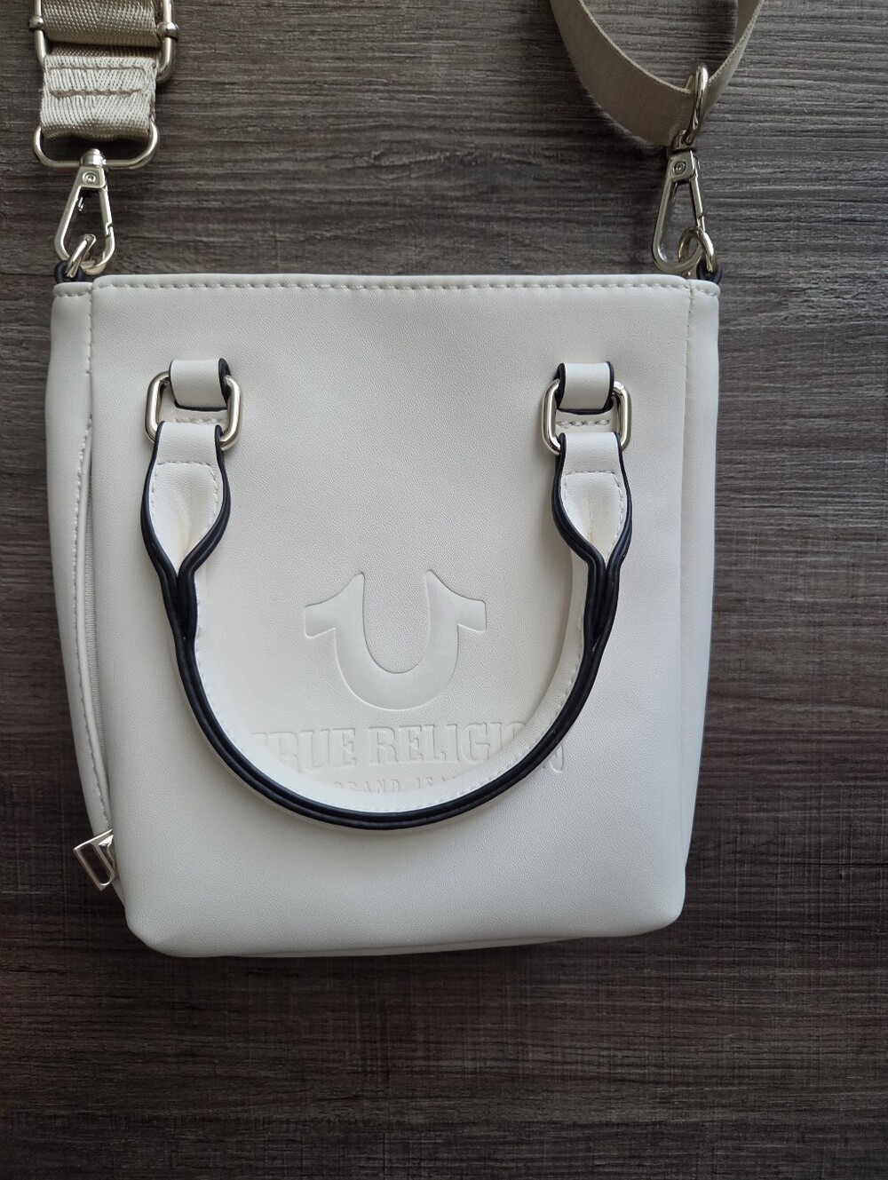 True Religion Crossbody Bag - Picture 2 of 4